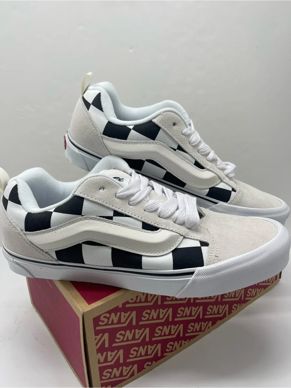 Vans Knu Skool MEGA CHECK BLANC DE BLANC/BLAC VN000D22UY6 Skate Sneakers